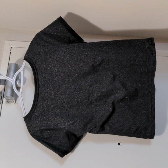 Black shinny blouse - Picture 3 of 3